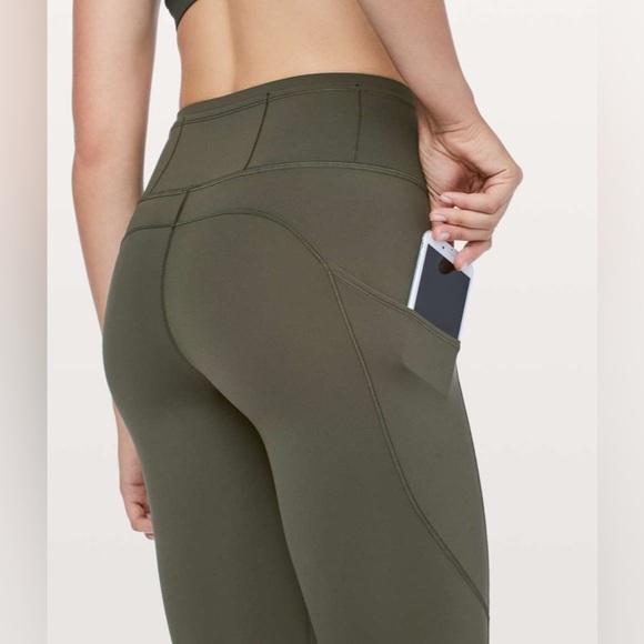 Women’s Lululemon Fast & Free Crop II Nulux 19" Leggings With Pockets Size 6 - Picture 4 of 16